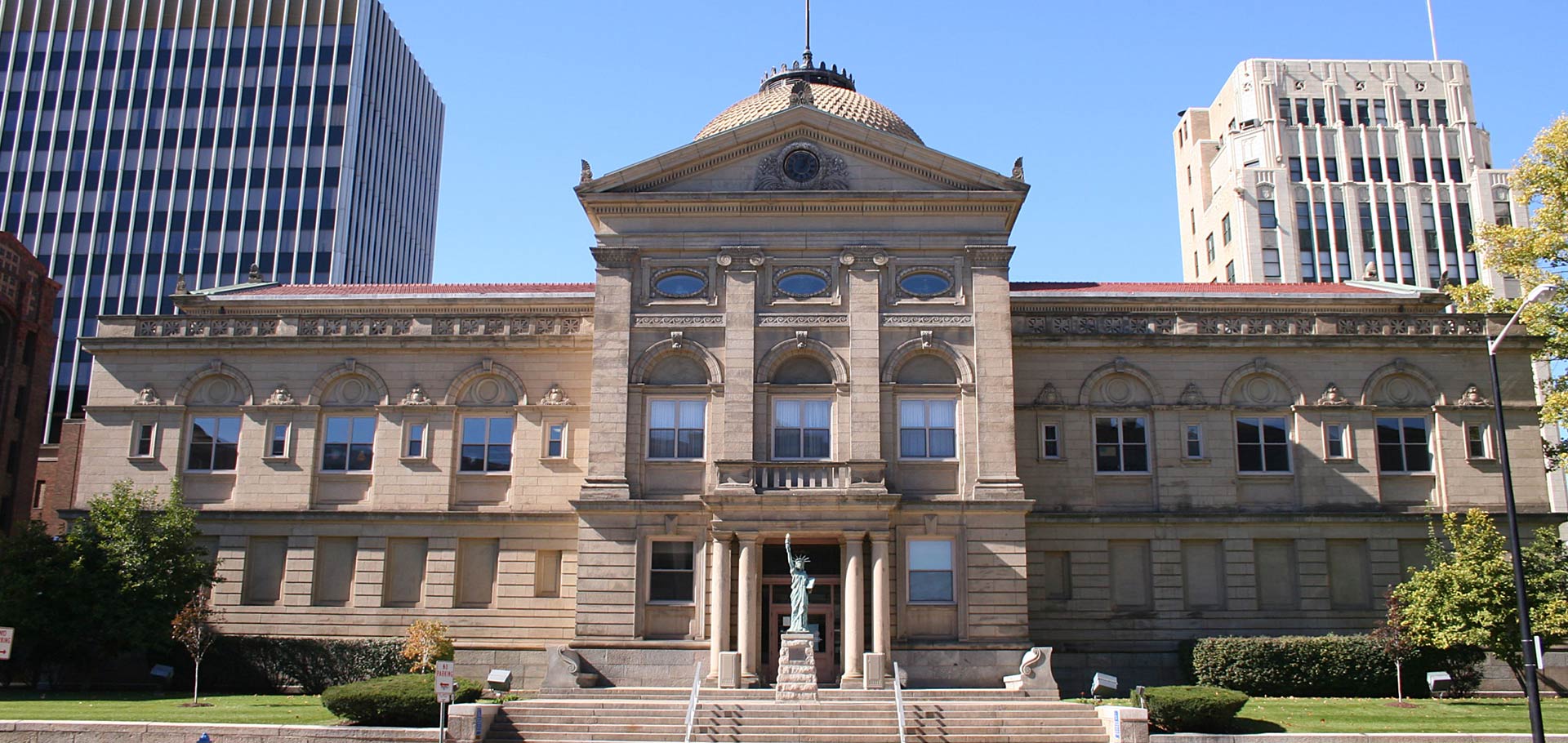 Charter a Bus to South Bend, IN